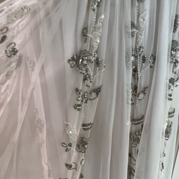 Sherri Hill beaded gown. - Picture 6 of 10